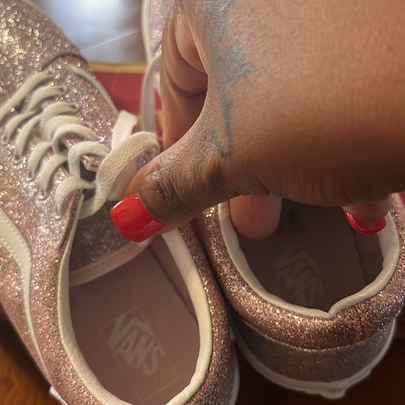 Light pink sparkly vans - Picture 3 of 4